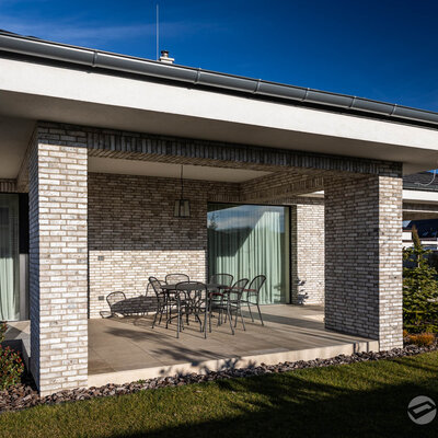 Tehlový obklad Hubertus Snowdust na fasáde rodinného domu