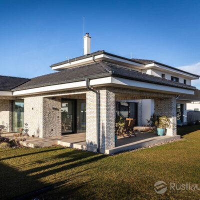 Tehlový obklad Hubertus Snowdust na fasáde rodinného domu