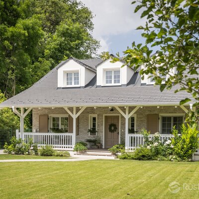 Tehlový obklad Hubertus snowdust na fasáde rodinného domu