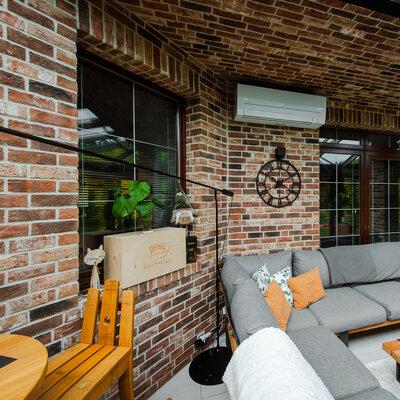 Tehlový obklad Red kasteel antiek v zimnej záhrade