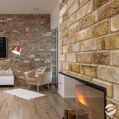 Tehlový obklad Mystique v obývačke v interiéri