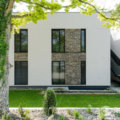 Tehlový obklad Nevado Orange na fasáde rodinného domu