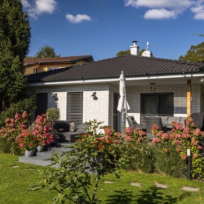 Tehlový obklad Rainbow Wit 1 na fasáde rodinného domu od Rustique.sk