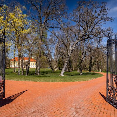 Rustique Red Antique