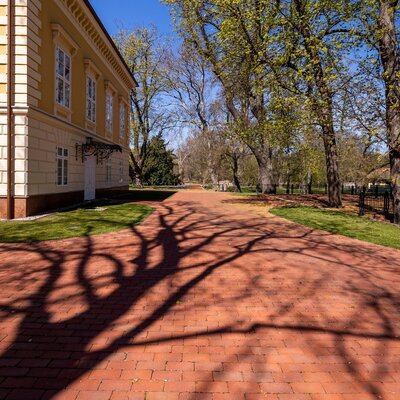 Rustique Red Antique