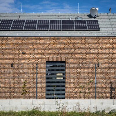 Tehlový obklad Sepia Gesinteld na fasáde rodinného domu