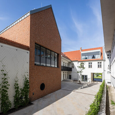 Tehlový obklad Terra Cotta na fasáde 