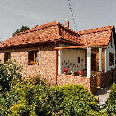 Terra cotta tehlový obklad na fasáde rodinného domu