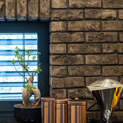 tehlový obklad umber v kuchyni