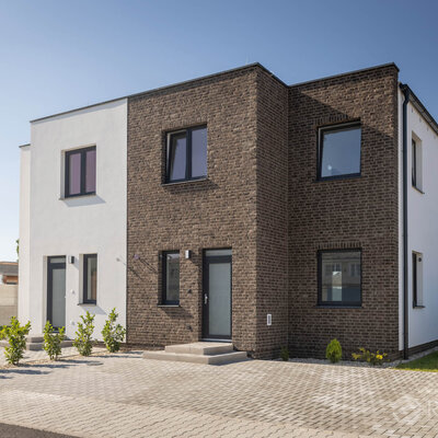 Tehlový obklad Umber na fasáde rodinného domu