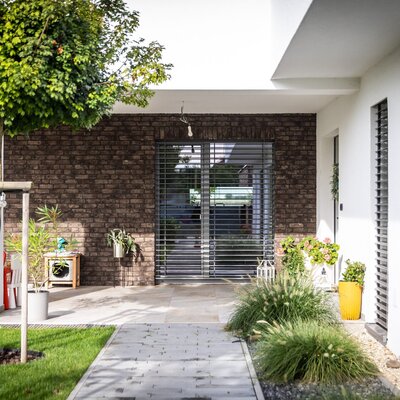 Tehlový obklad Umber na fasáde rodinného domu