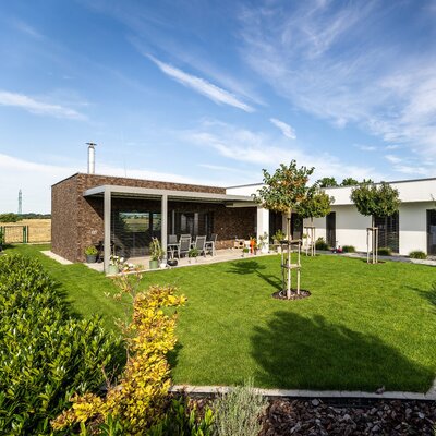 Tehlový obklad Umber na fasáde rodinného domu