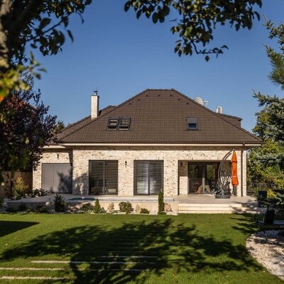 Tehlový obklad Vuurwit na fasáde rodinného domu