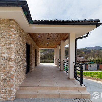 Tehlový obklad Vuurwit na fasáde rodinného domu