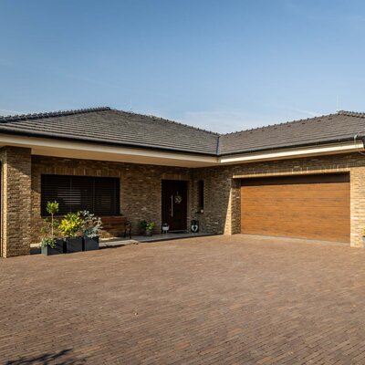 Tehlový obklad WS Sepia na fasáde rodinného domu