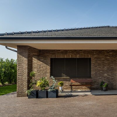 Tehlový obklad WS Sepia na fasáde rodinného domu