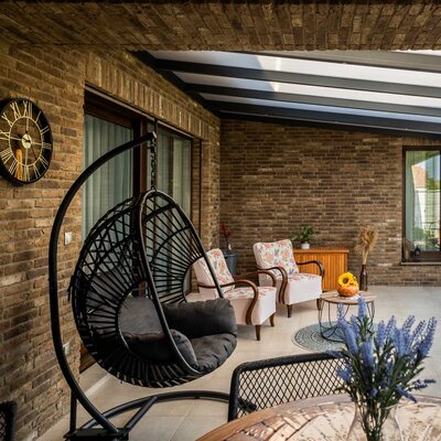 Tehlový obklad WS Sepia na fasáde rodinného domu, zimná terasa