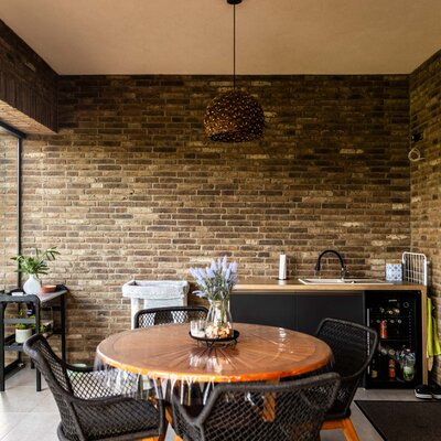 Tehlový obklad WS Sepia na fasáde rodinného domu, zimná terasa