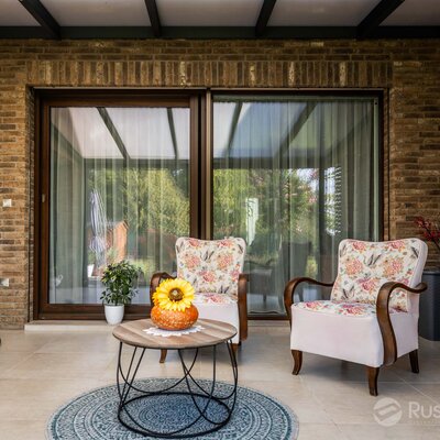 Tehlový obklad WS Sepia na fasáde rodinného domu, zimná terasa