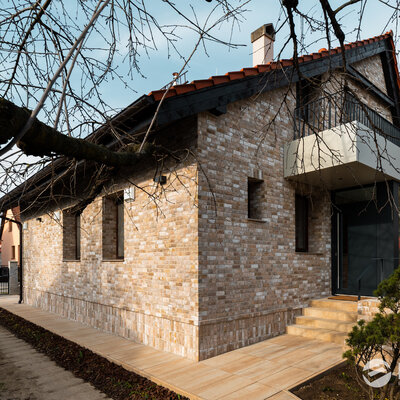 Tehlový obklad Zandlicht na fasáde rodinného domu