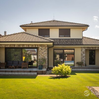 Tehlový obklad Zandlicht na fasáde rodinného domu od Rustique.sk