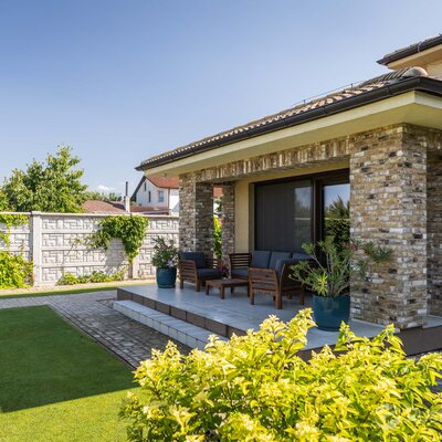 Tehlový obklad Zandlicht na fasáde rodinného domu od Rustique.sk