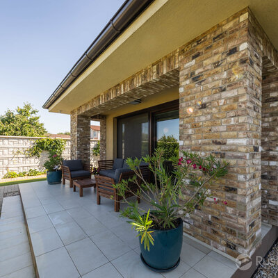 Tehlový obklad Zandlicht na fasáde rodinného domu od Rustique.sk