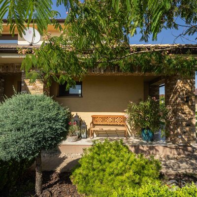 Tehlový obklad Zandlicht na fasáde rodinného domu od Rustique.sk