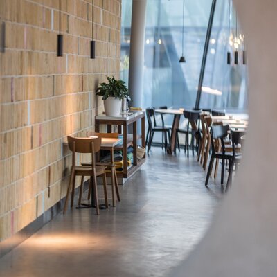 tehlový obklad kalahari v reštaurácii