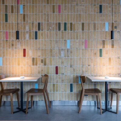 tehlový obklad kalahari v reštaurácii