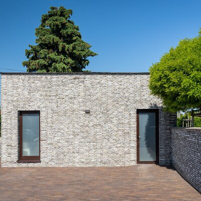 tehlový obklad rainbow snowdust economy na rodinnom dome