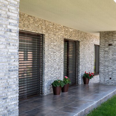 tehlový obklad rainbow snowdust economy na rodinnom dome