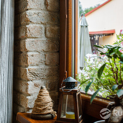 tehlový obklad toscane antiek v jedálni